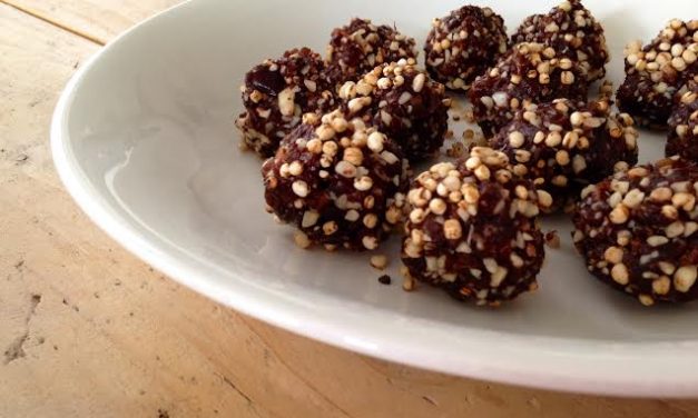 Chocolade dadelballetjes met quinoa pops