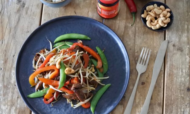 Chinese vega kip met cashewnoten