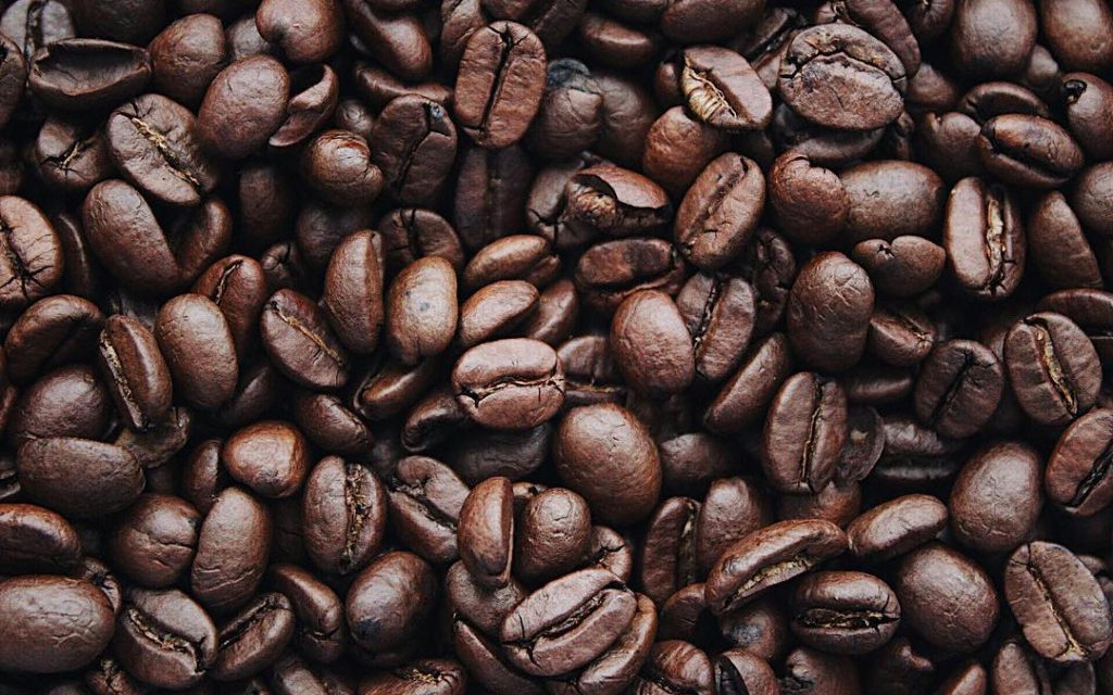 Wat voor een reis maakt een koffieboon eigenlijk door?