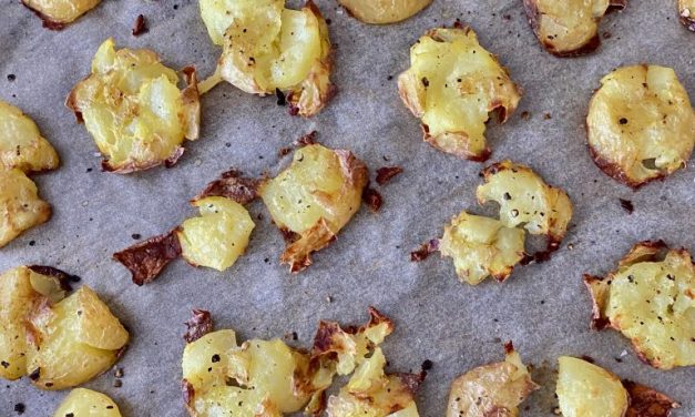 Smashed potatoes – geplette aardappelen uit de oven